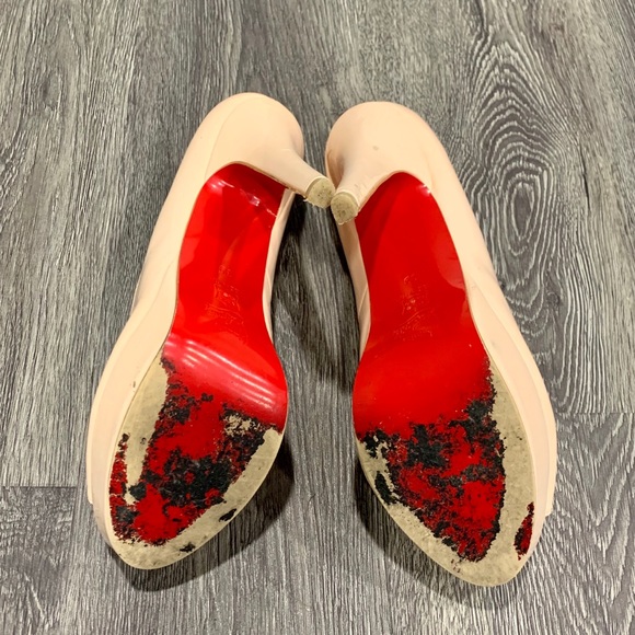 Christian Louboutin Peep Toe Cream stiletto heels - Picture 8 of 8